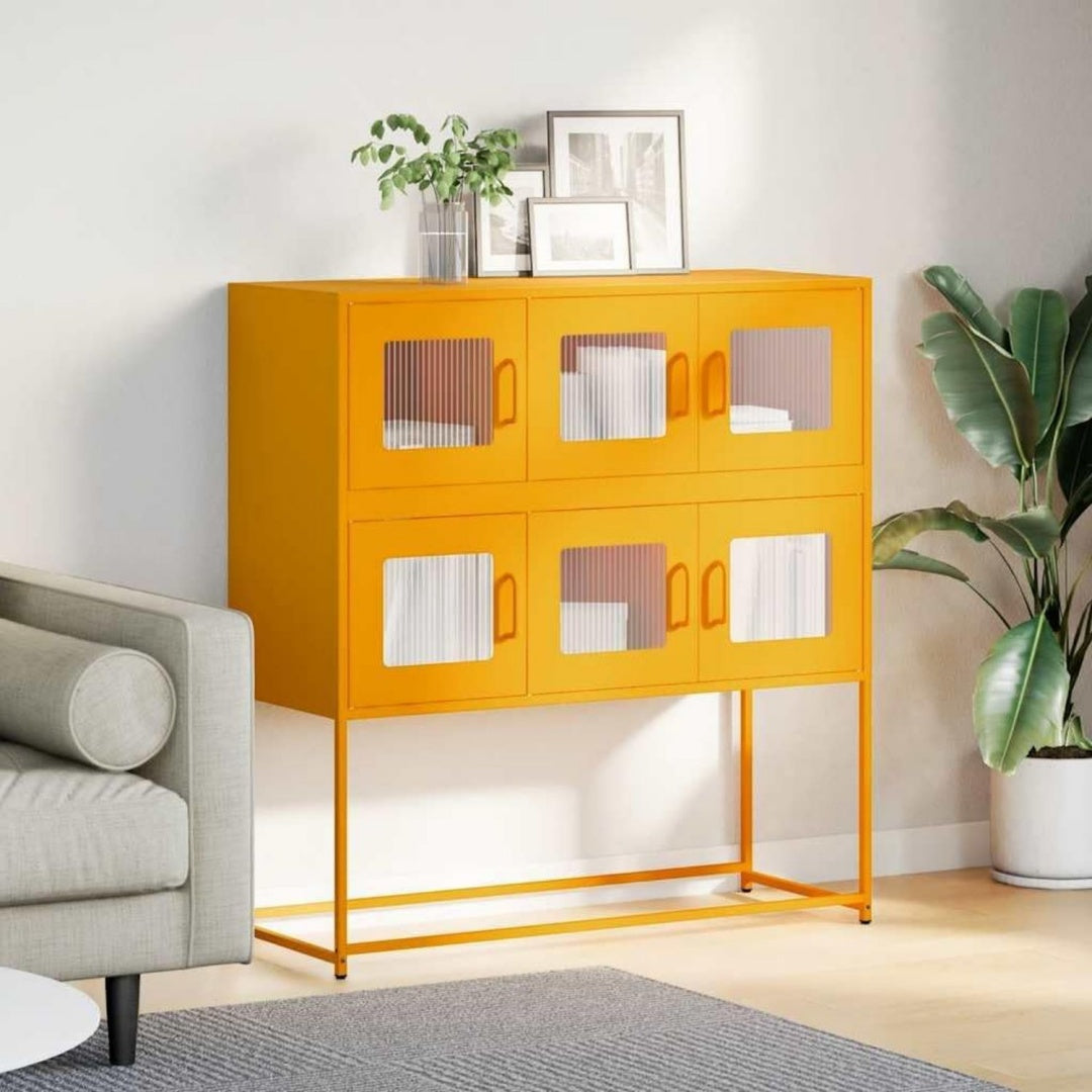 Das Sideboard misst 100.5 x 39 x 107 cm in Gelb