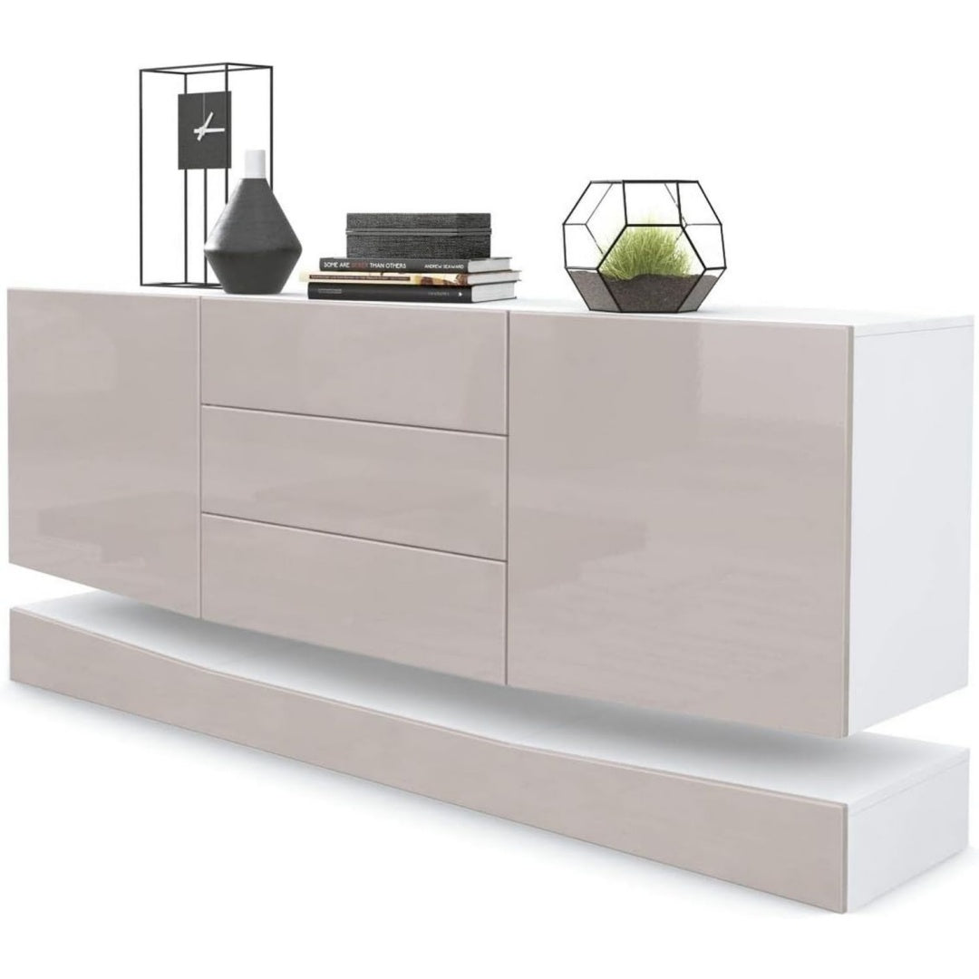 Schubladen treffen auf grifflose Fronten an dem Sideboard