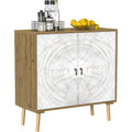 Verstellbare Ablagen praegen das Sideboard aus Massivholz