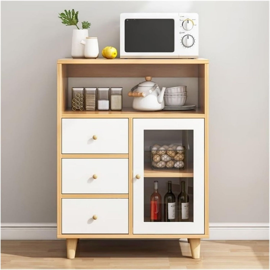 Eine Gestaltung in Weiss und Naturbraun kennzeichnet das Sideboard